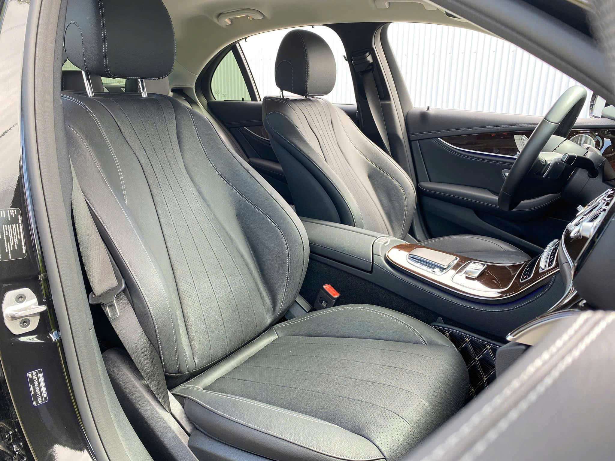 mercedes E200
