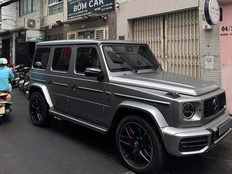 Bắt đầu hành trình thuê xe Mercedes G63 tự lái tại Bờm Car