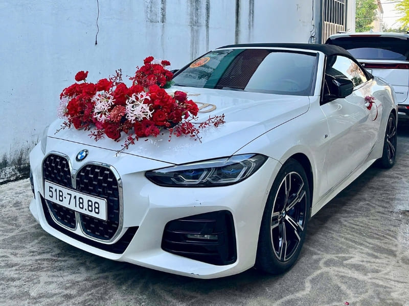 Thuê xe hoa tạo ấn tượng sang trọng