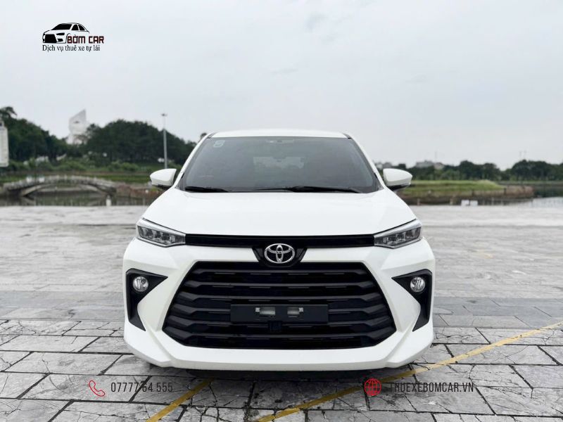 Giá thuê xe 5 chỗ đi từ Sài Gòn đi Đà Lạt