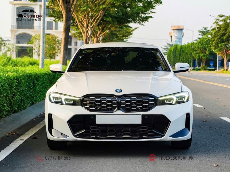 Thuê xe sang đi du lịch có thể chủ động thời gian