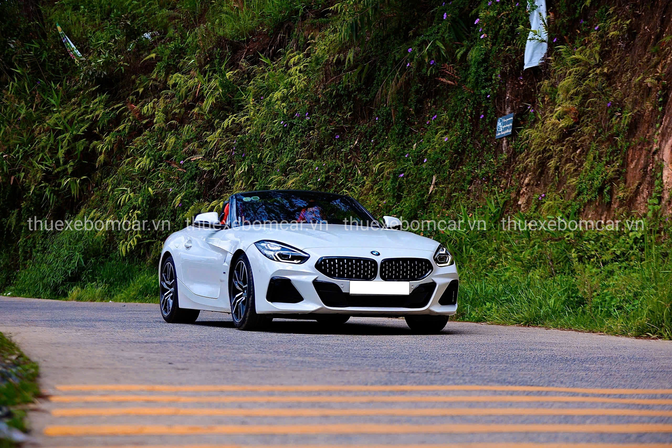 Cho thuê BMW Z4 tự lái