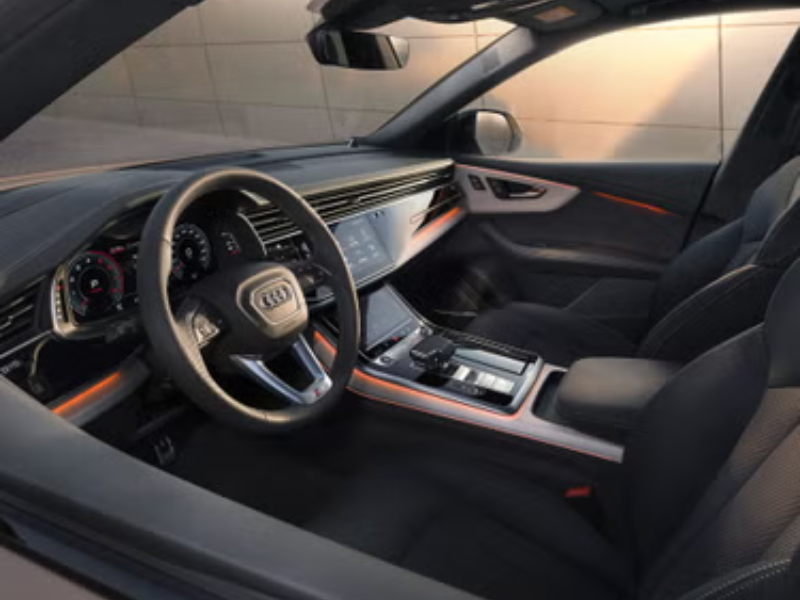 Cần kiểm tra toàn bộ xe và giấy tờ trước khi thuê Audi Q7/Q8 tự lái